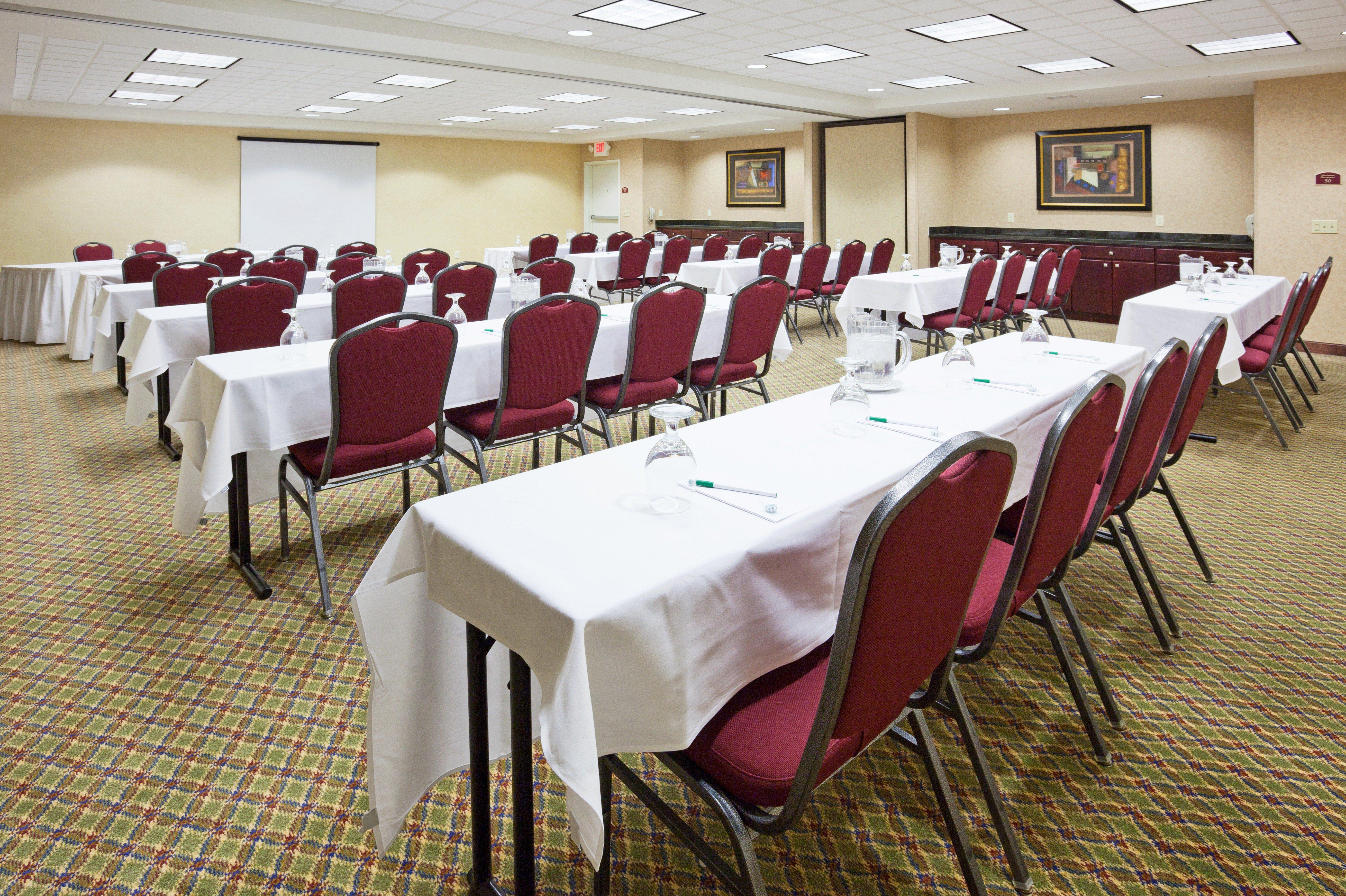 Holiday Inn Conference Center Marshfield, An Ihg Hotel מראה חיצוני תמונה