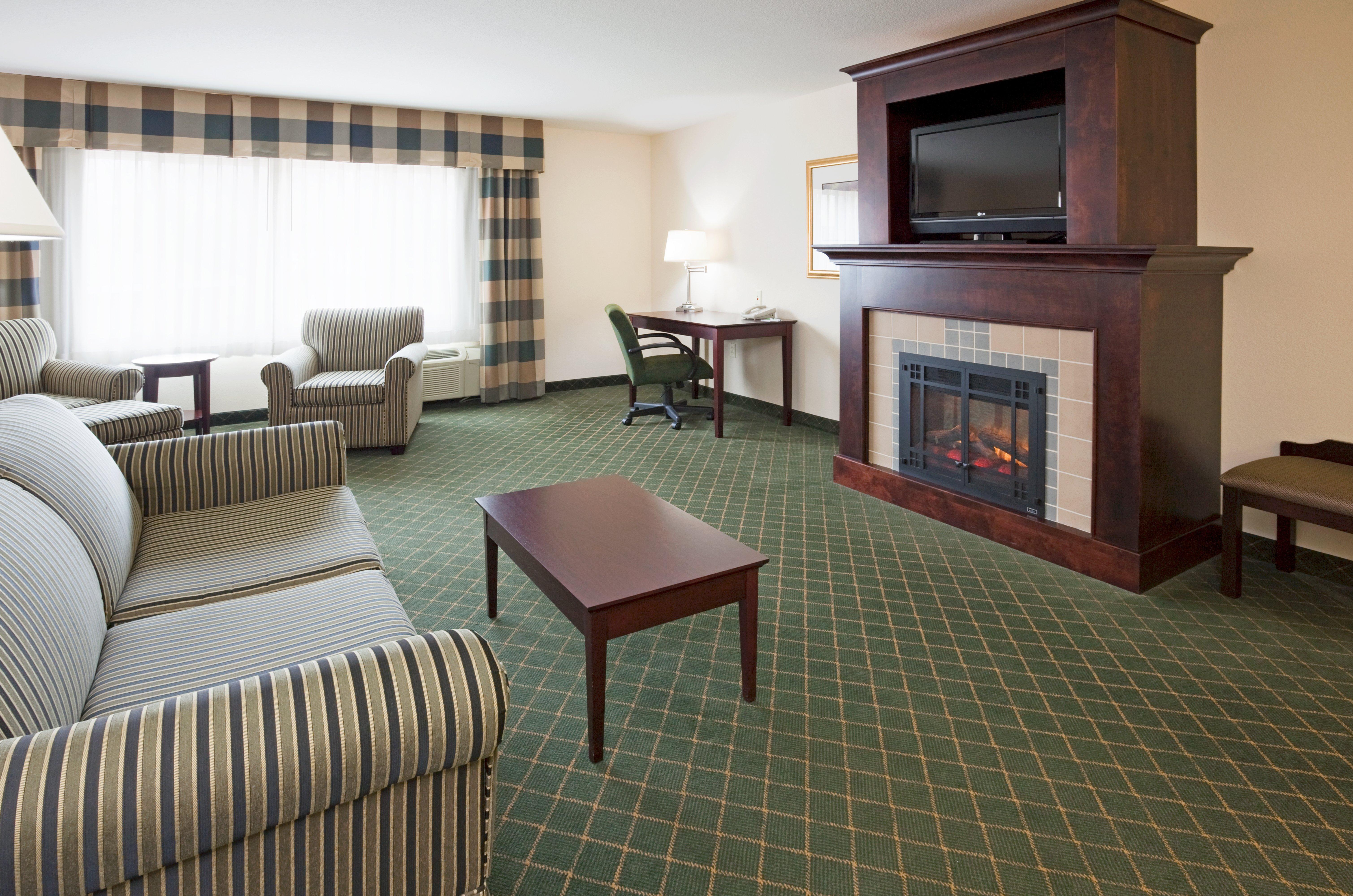 Holiday Inn Conference Center Marshfield, An Ihg Hotel מראה חיצוני תמונה