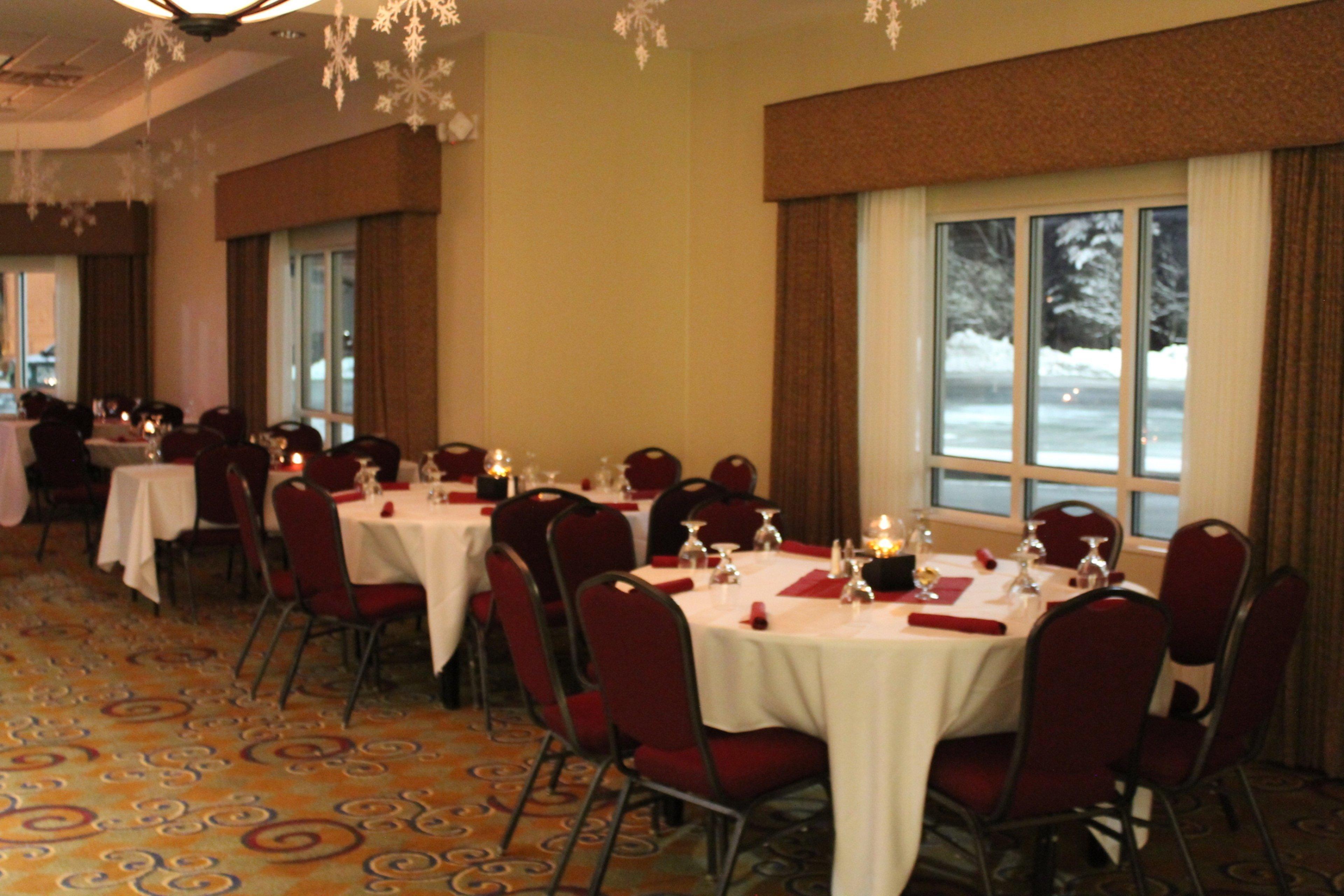 Holiday Inn Conference Center Marshfield, An Ihg Hotel מראה חיצוני תמונה