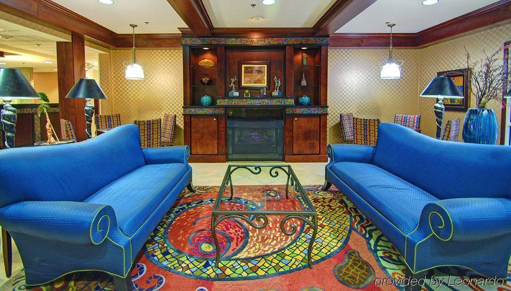 Holiday Inn Conference Center Marshfield, An Ihg Hotel מראה חיצוני תמונה