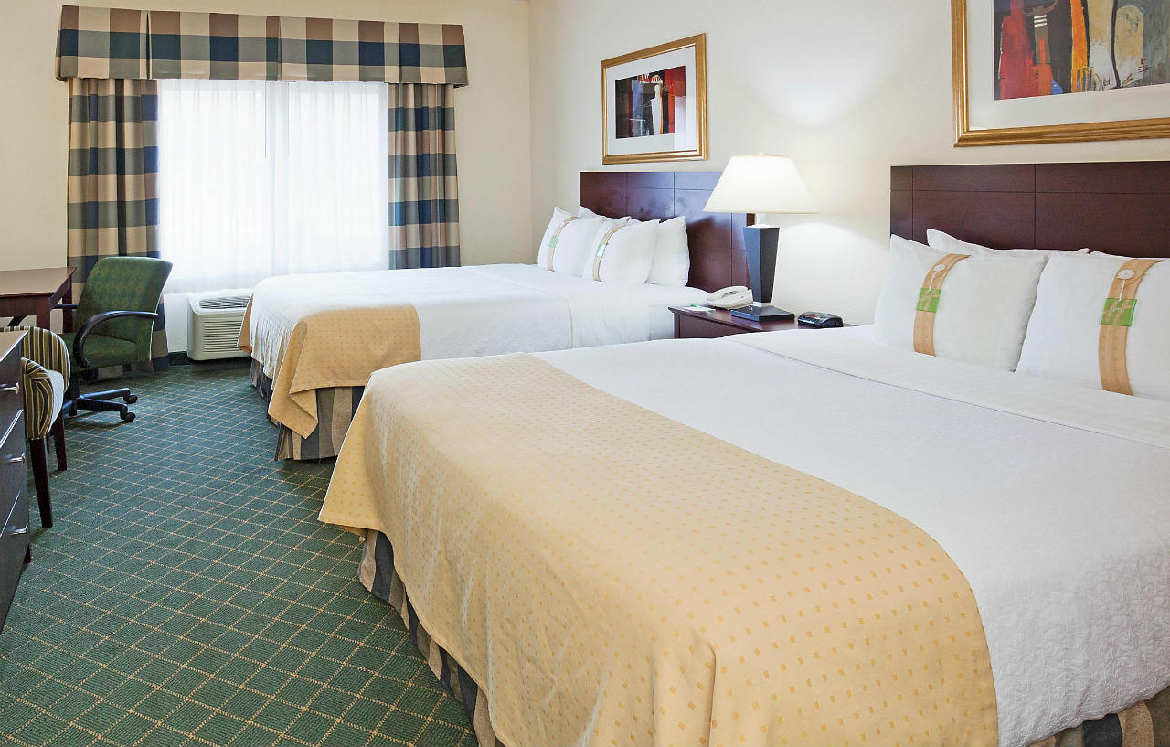 Holiday Inn Conference Center Marshfield, An Ihg Hotel מראה חיצוני תמונה